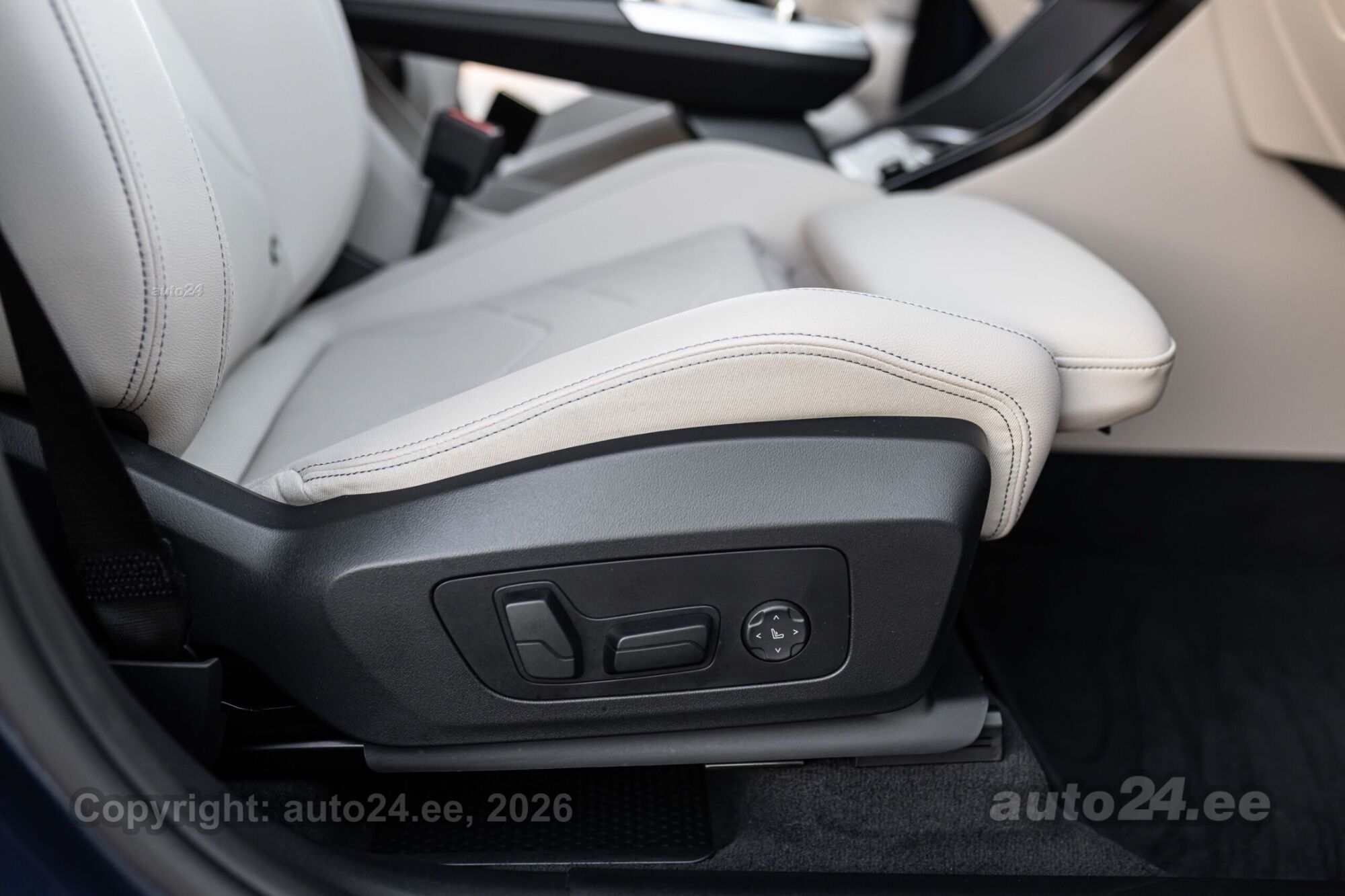 BMW X1 X-Line 12